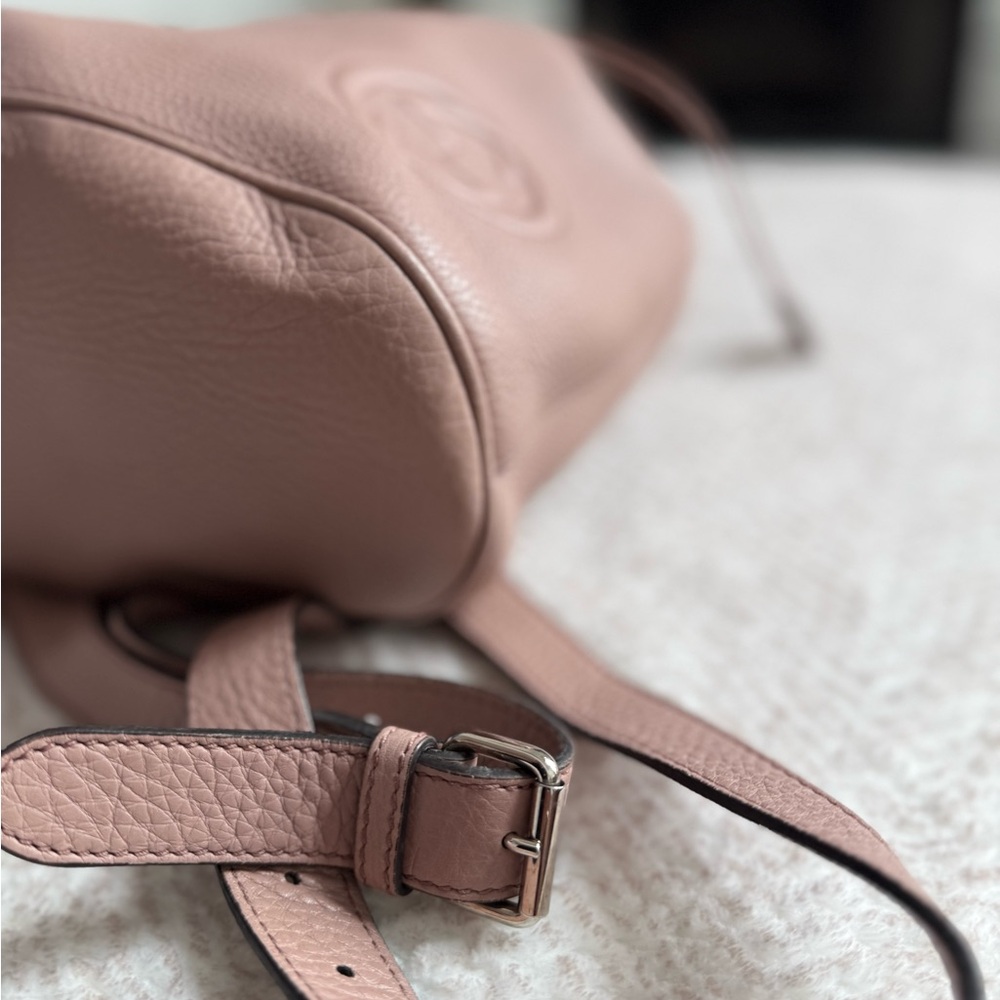 Gucci Pink Leather Drawstring Backpack - Picture 6 of 12